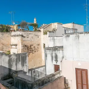 Caminanti 3*, Lecce Italia