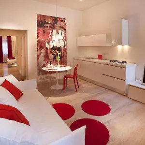 Truly Apartahotel